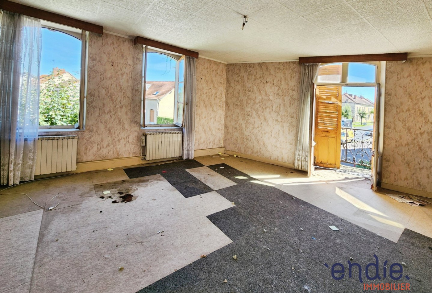 vente Immeuble à rénover Commentry - Photo 2