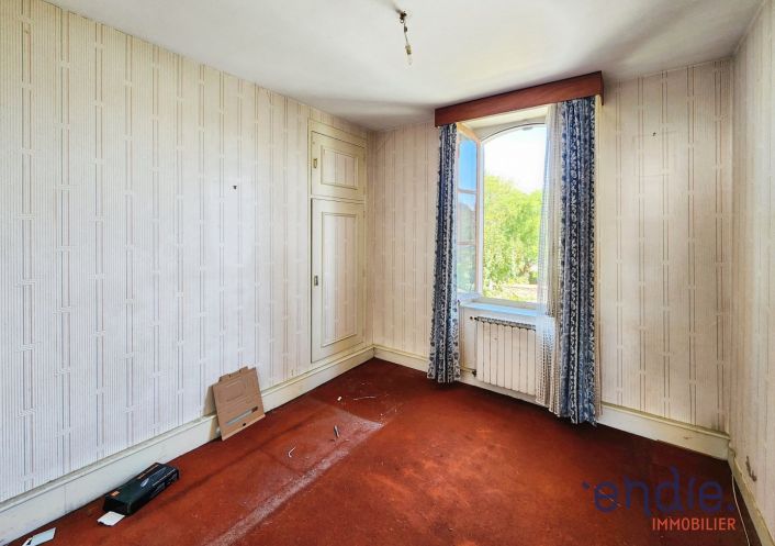 à vendre Immeuble à rénover Commentry