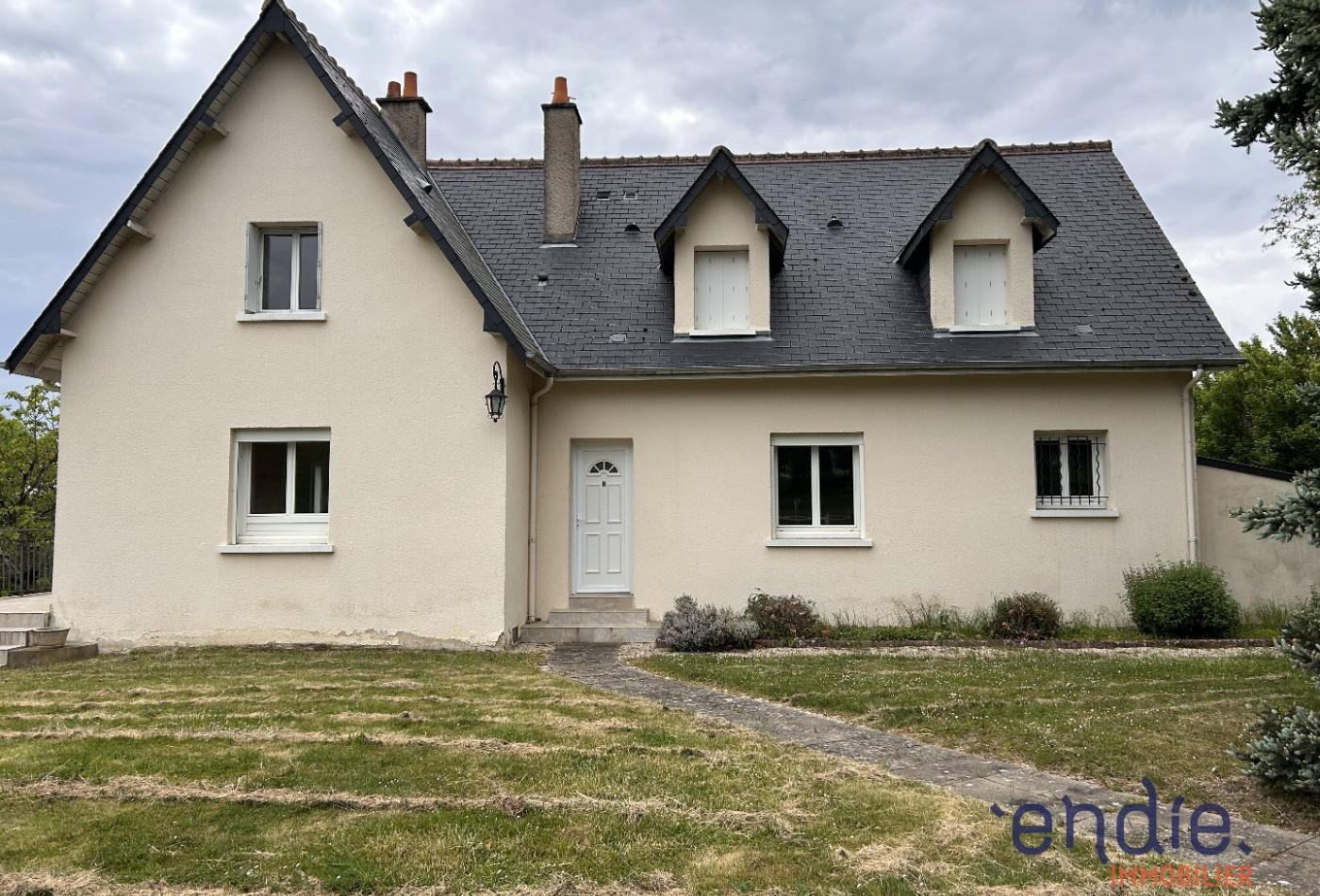 vente Maison Genille - Photo 1