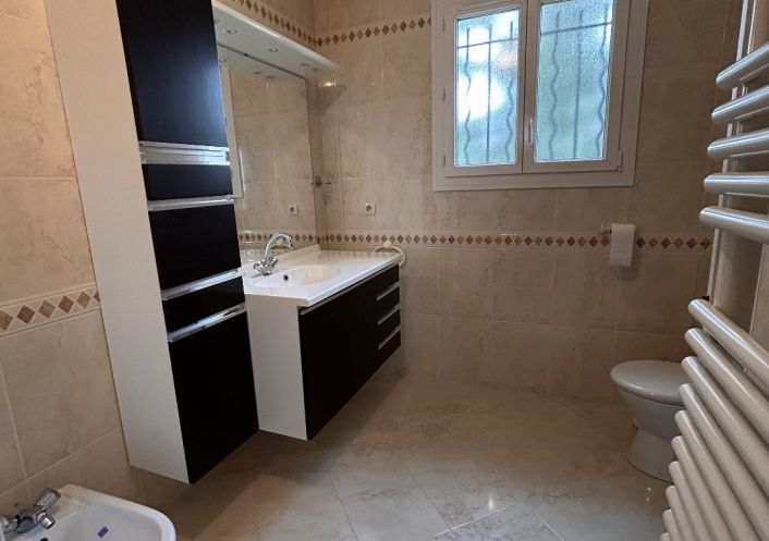 à vendre Maison Genille