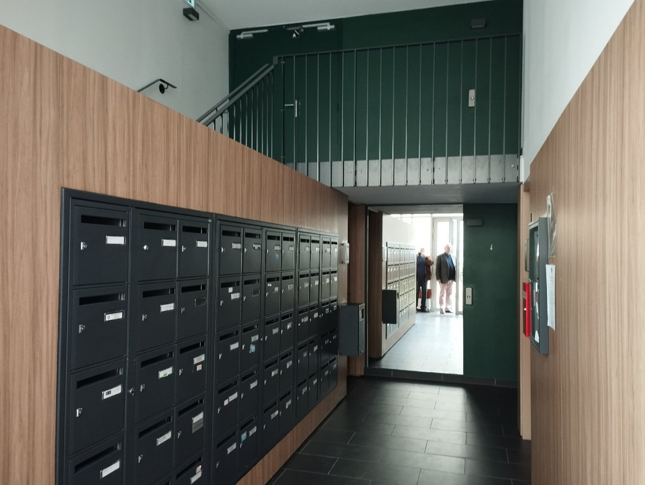 location Local commercial Angouleme - Photo 2