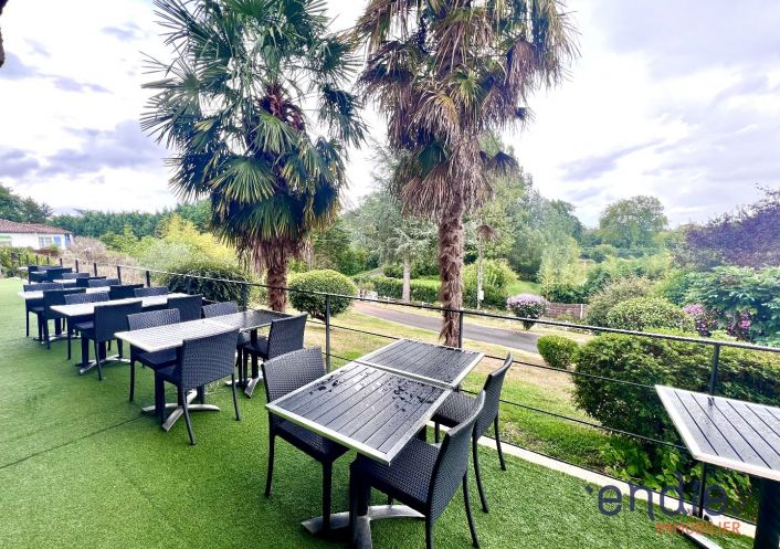 à vendre Locaux d'activité Nieuil L'espoir