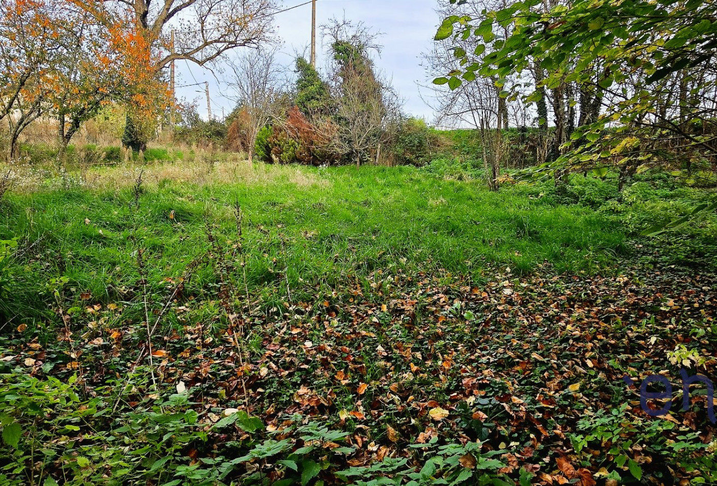 vente Terrain Avermes - Photo 2