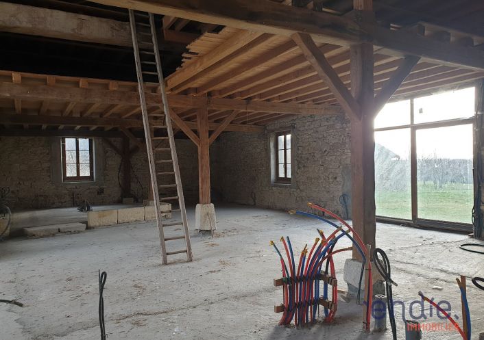 à vendre Corps de ferme Coust