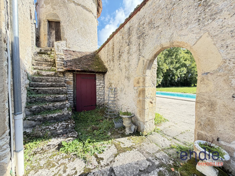 vente Maison bourgeoise Le Veurdre - Photo 5