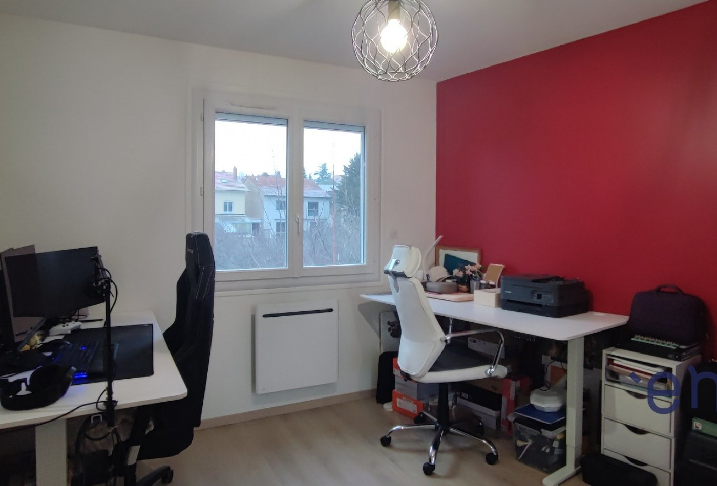 vente Appartement rénové Vichy - Photo 8