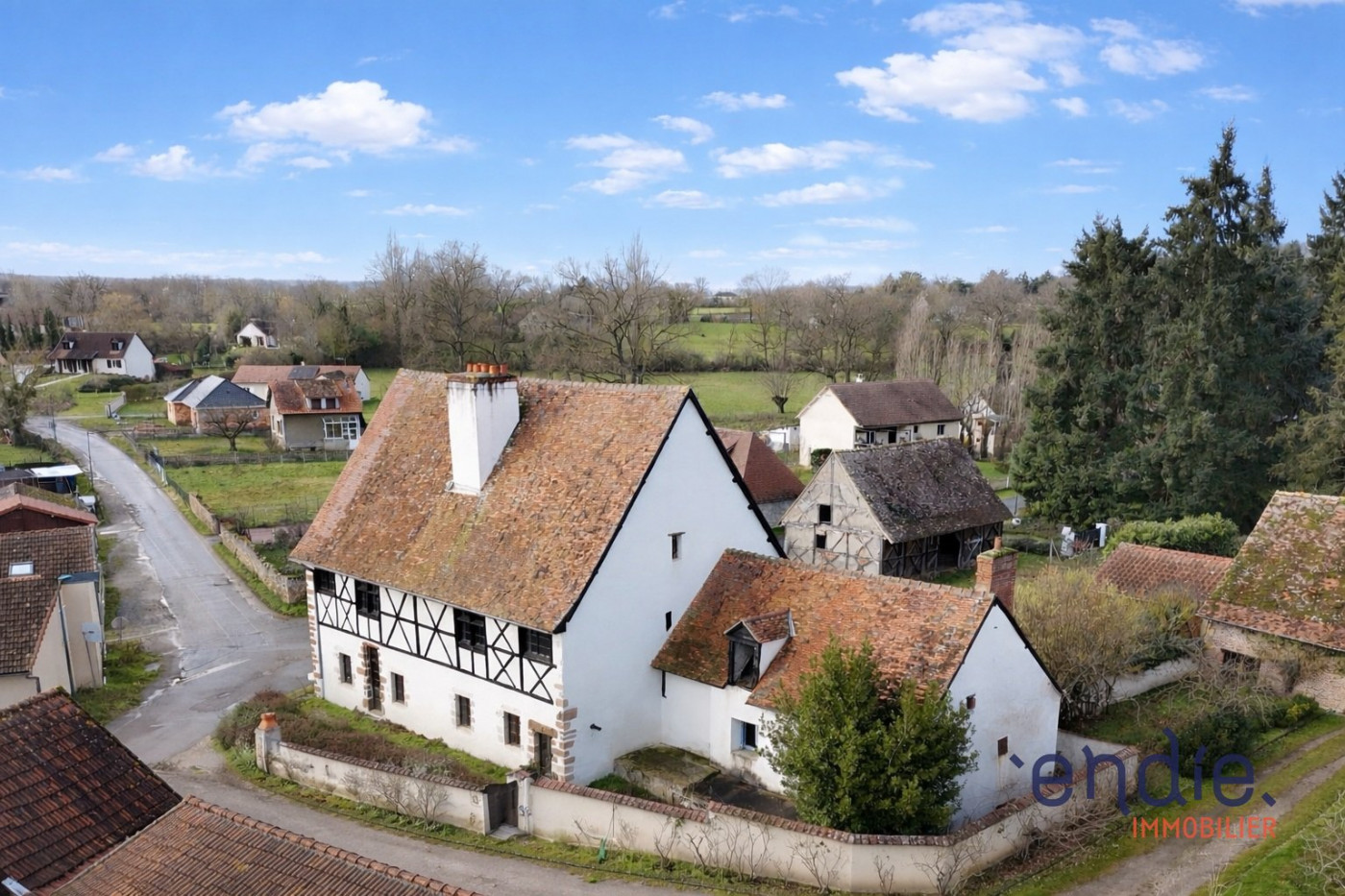 à vendre Maison de caractère Bressolles - Photo 1