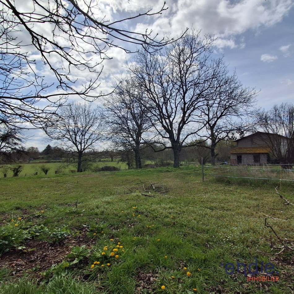 à vendre Terrain constructible Noalhat - Photo 1