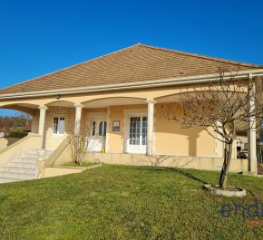 à vendre Estivareilles