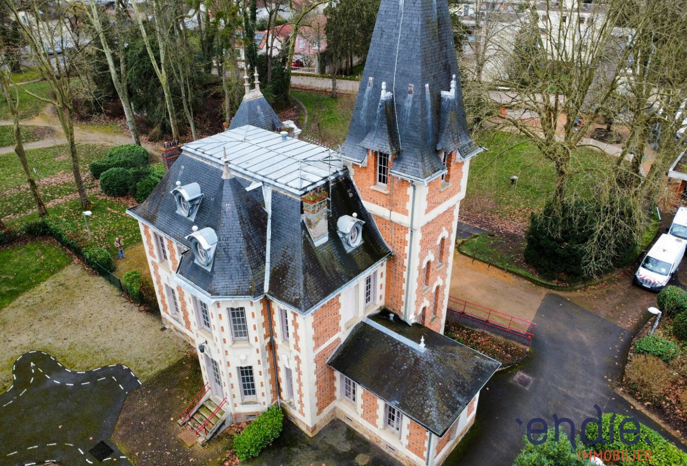 vente Maison bourgeoise Yzeure - Photo 4