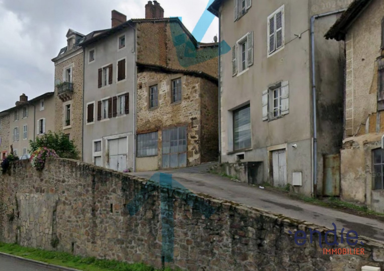 à vendre Garage Rochechouart - Photo 1