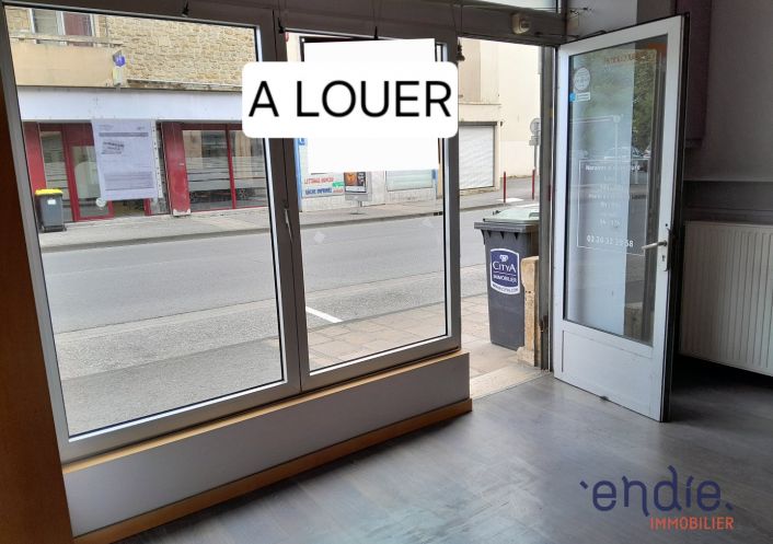 à louer Local commercial Sedan