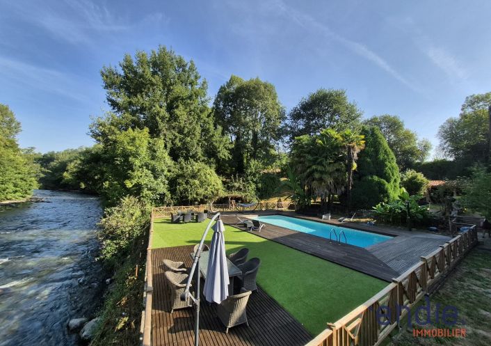 à vendre Château Labroquere