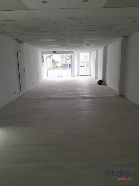 location Local commercial Charleville Mezieres - Photo 3