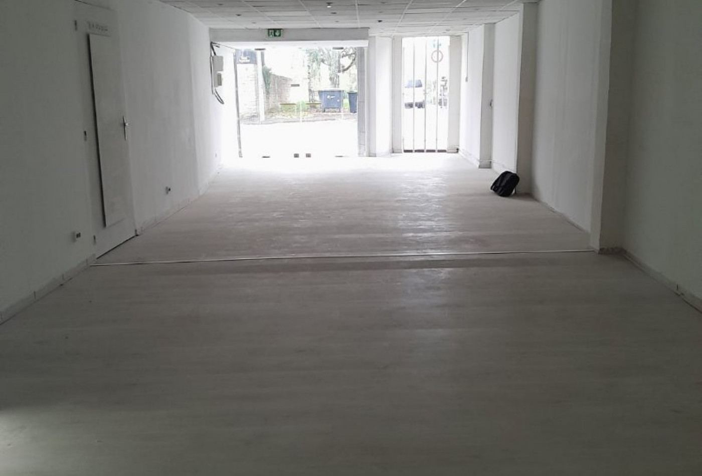 location Local commercial Charleville Mezieres - Photo 2