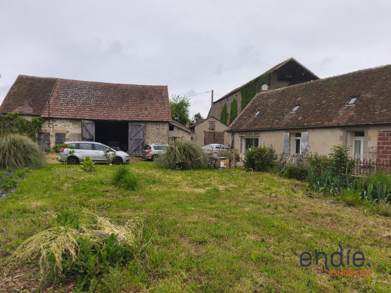 à vendre Maison Deux Chaises - Photo 1