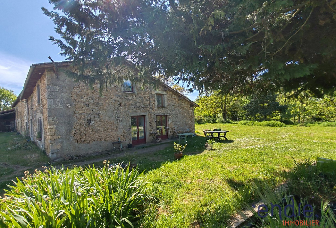 vente Maison Valence En Poitou - Photo 1