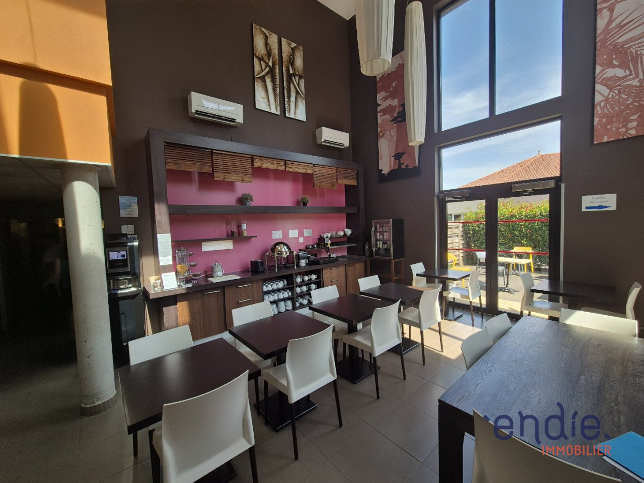 à vendre Hôtel Port Saint Pere - Photo 1
