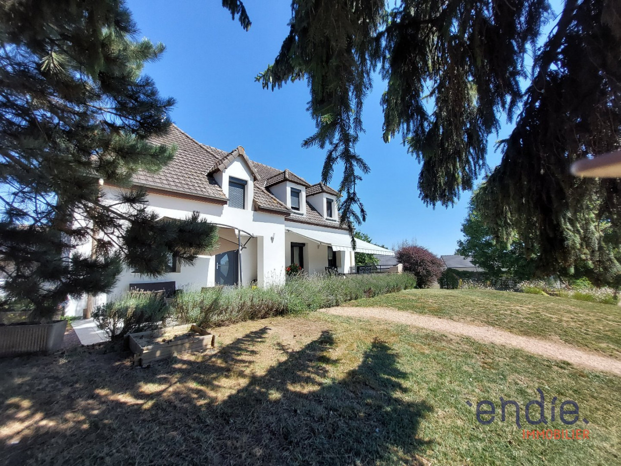 à vendre Maison rénovée Neuilly Le Real - Photo 1