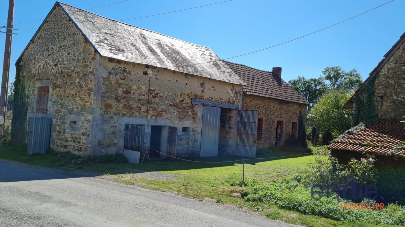 à vendre Corps de ferme Domeyrot - Photo 1