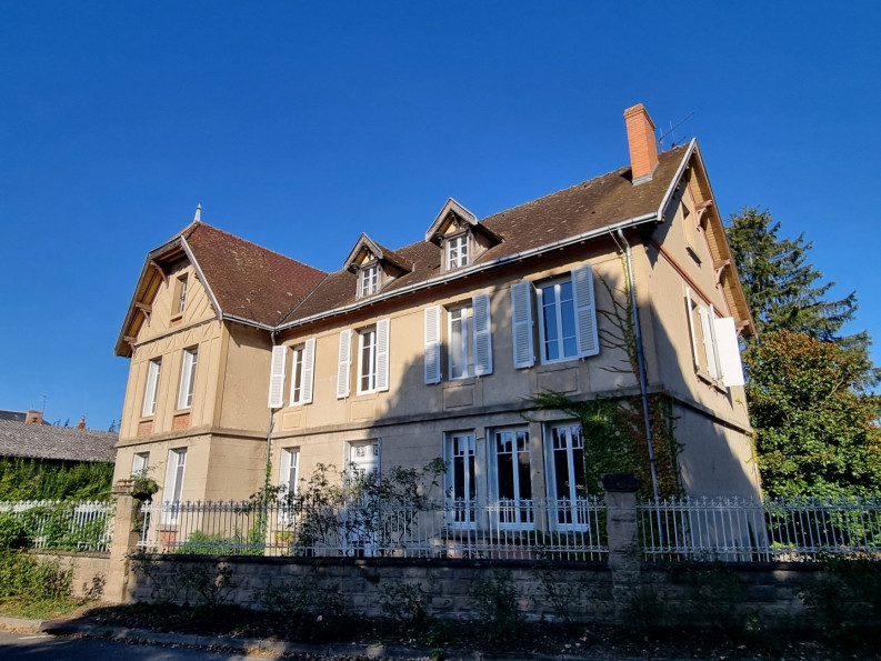 vente Maison de caractère Neuilly Le Real - Photo 10