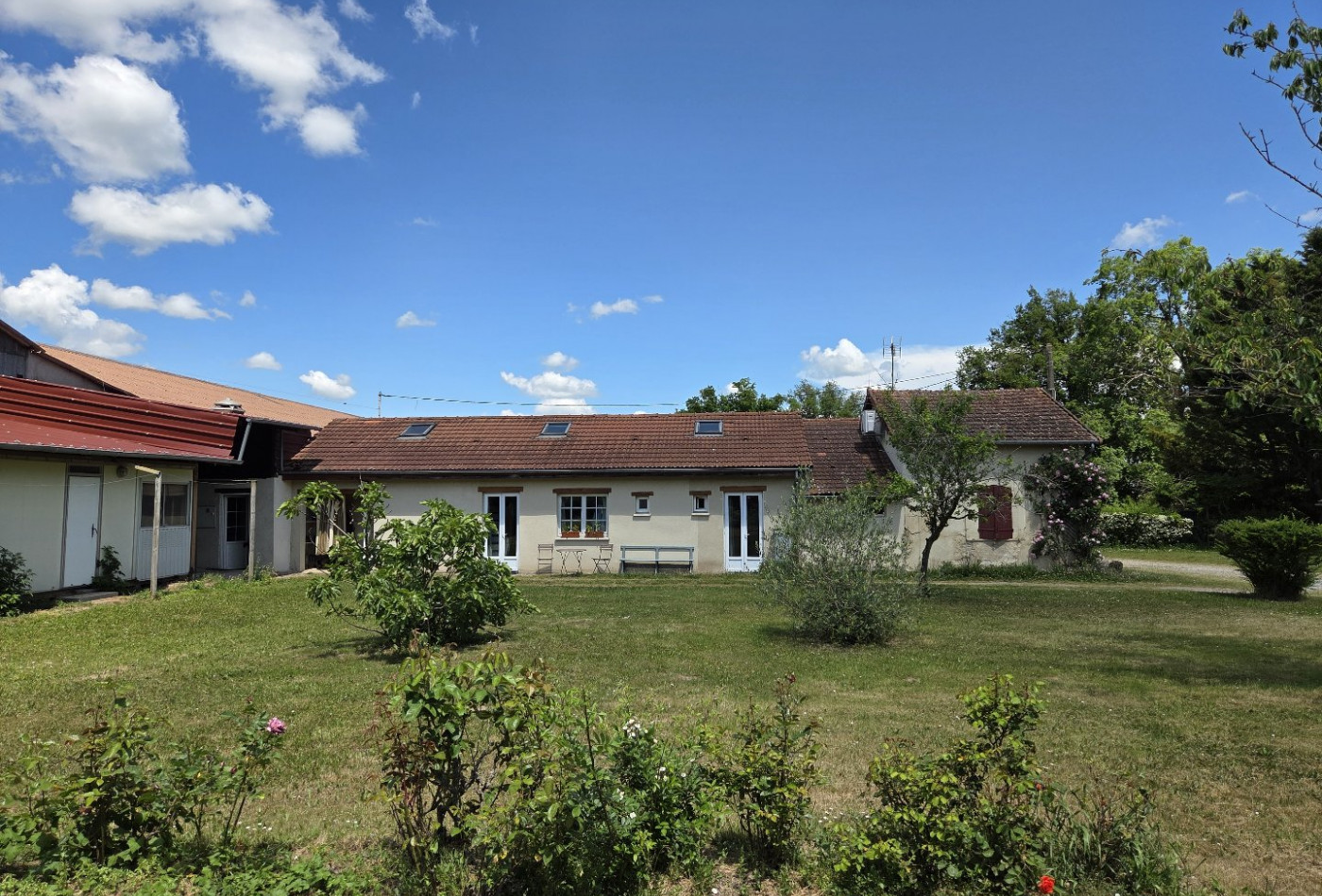 vente Corps de ferme Moulins - Photo 2