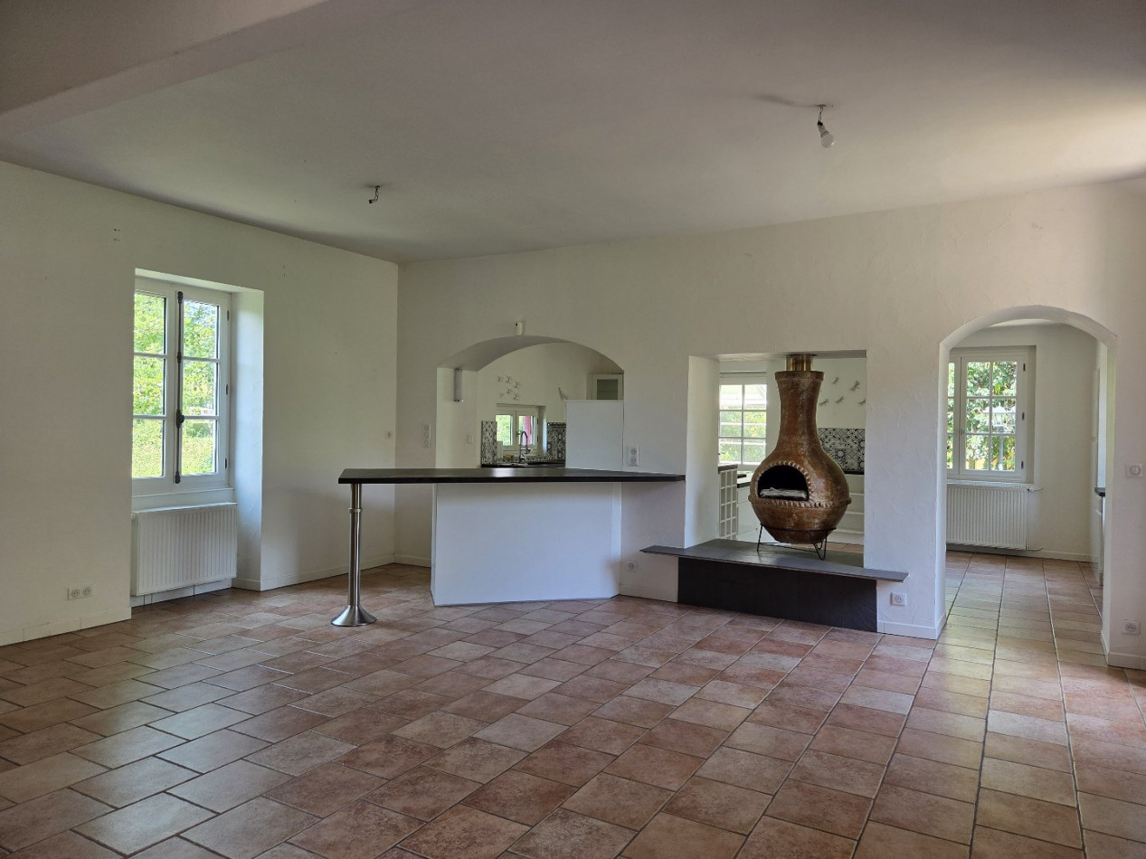 à vendre Maison de caractère Ainay Le Chateau - Photo 3