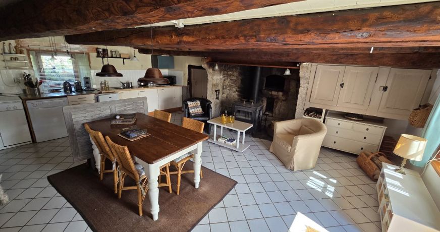 vente Maison en pierre Valcivieres