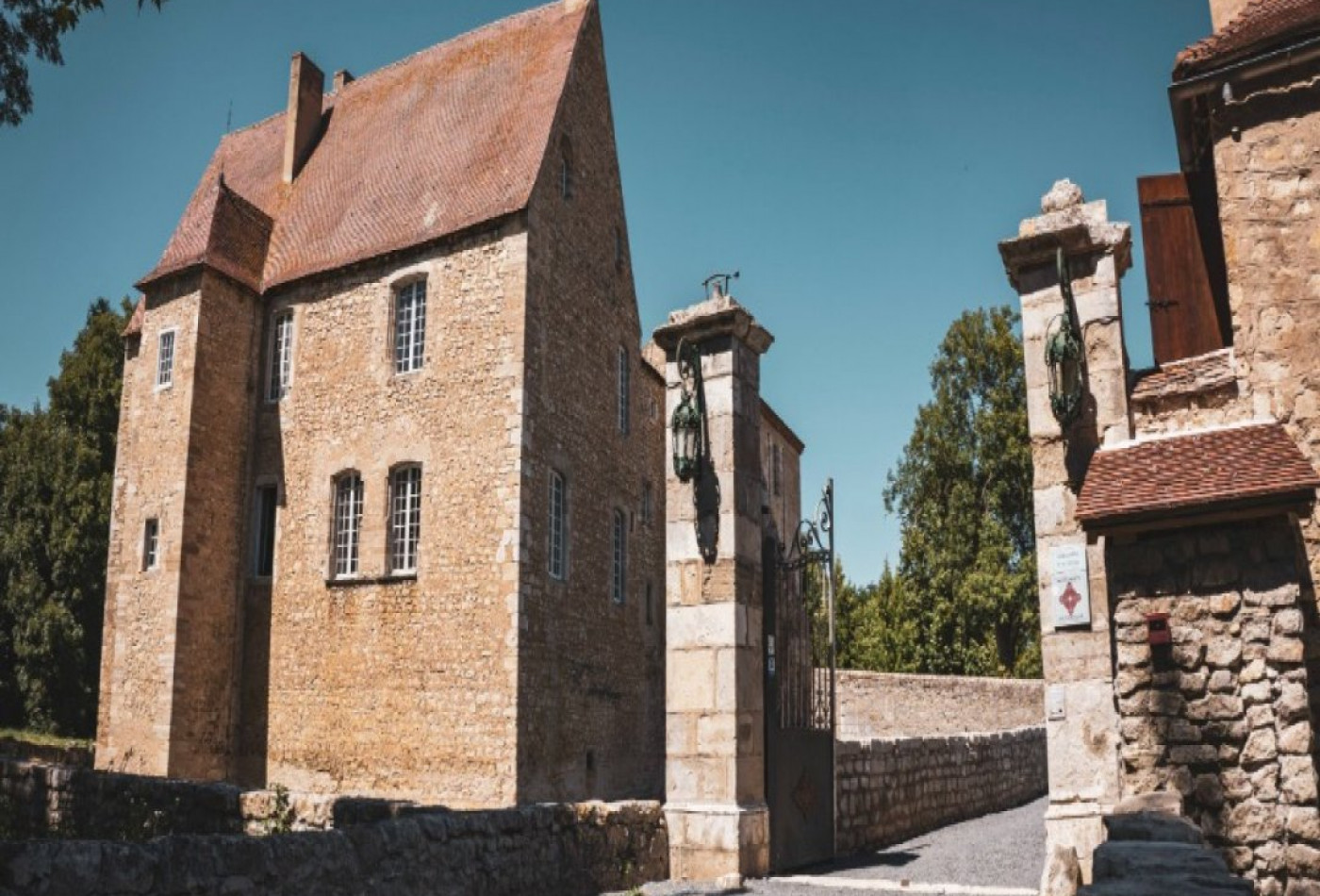 vente Château Vicq - Photo 2