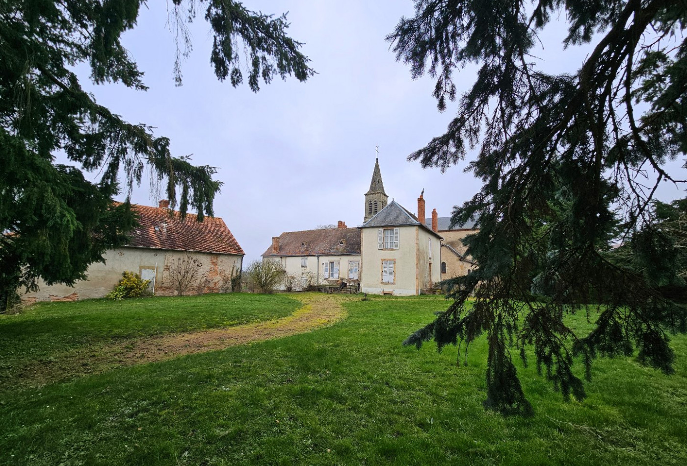 vente Maison Saint Caprais - Photo 1