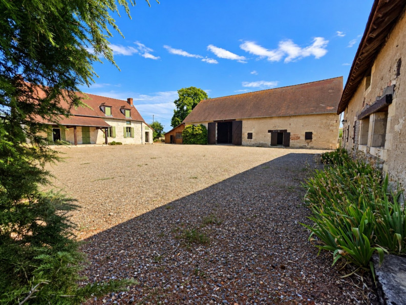 vente Ensemble immobilier Sanssat - Photo 1