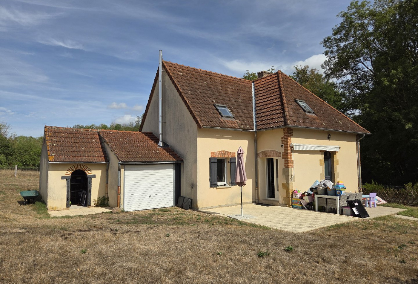 vente Maison Neuilly Le Real - Photo 1