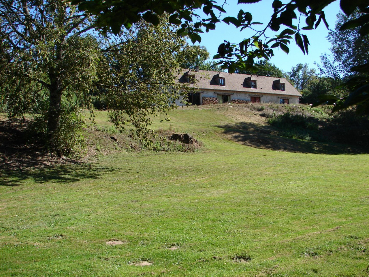 à vendre Maison de caractère Arronnes - Photo 1