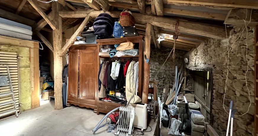 vente Maison en pierre Laprugne