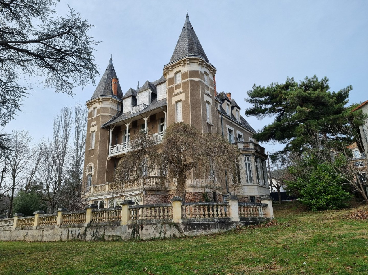 à vendre Château Chatelguyon