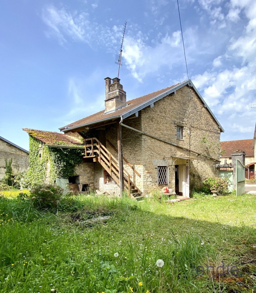 à vendre Maison Orain - Photo 1