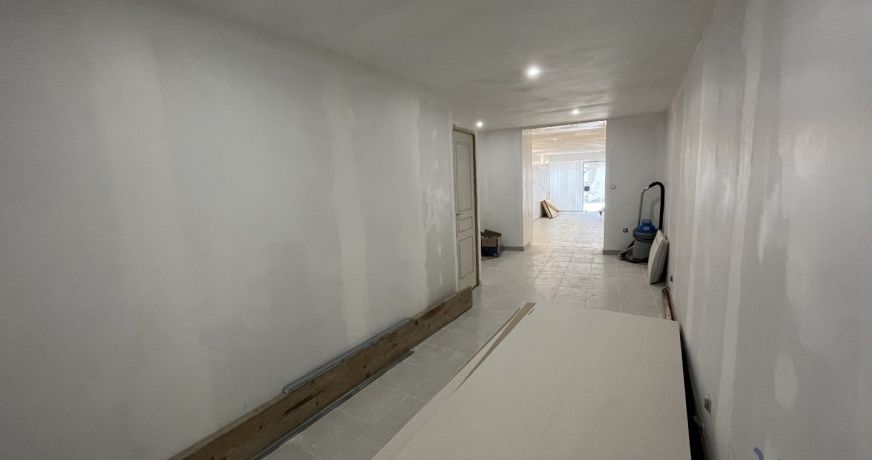 vente Local commercial Gray