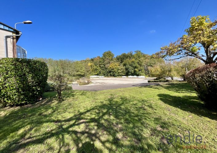 location Entrepots et bureaux Mantoche