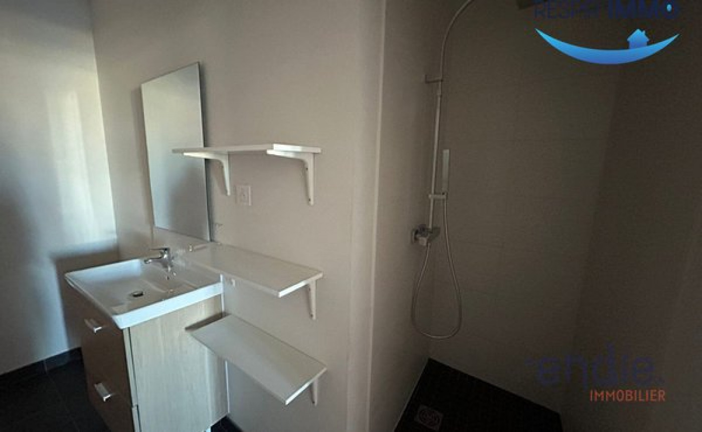 location Appartement Beaucourt - Photo 3