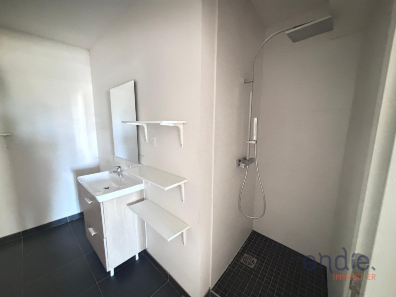location Appartement Beaucourt - Photo 5