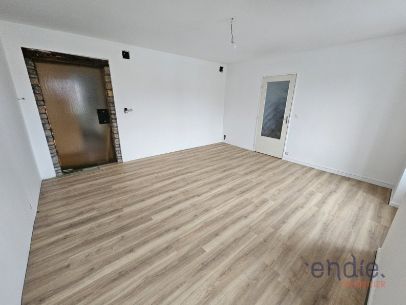 location Appartement Bavans - Photo 1