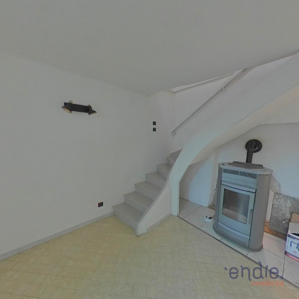 location Appartement Gy - Photo 2