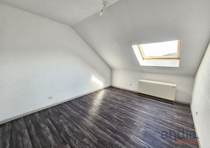 location Appartement Eloie