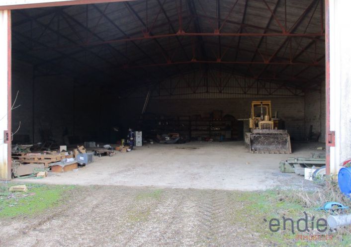 à vendre Bâtiment Montsaugeon