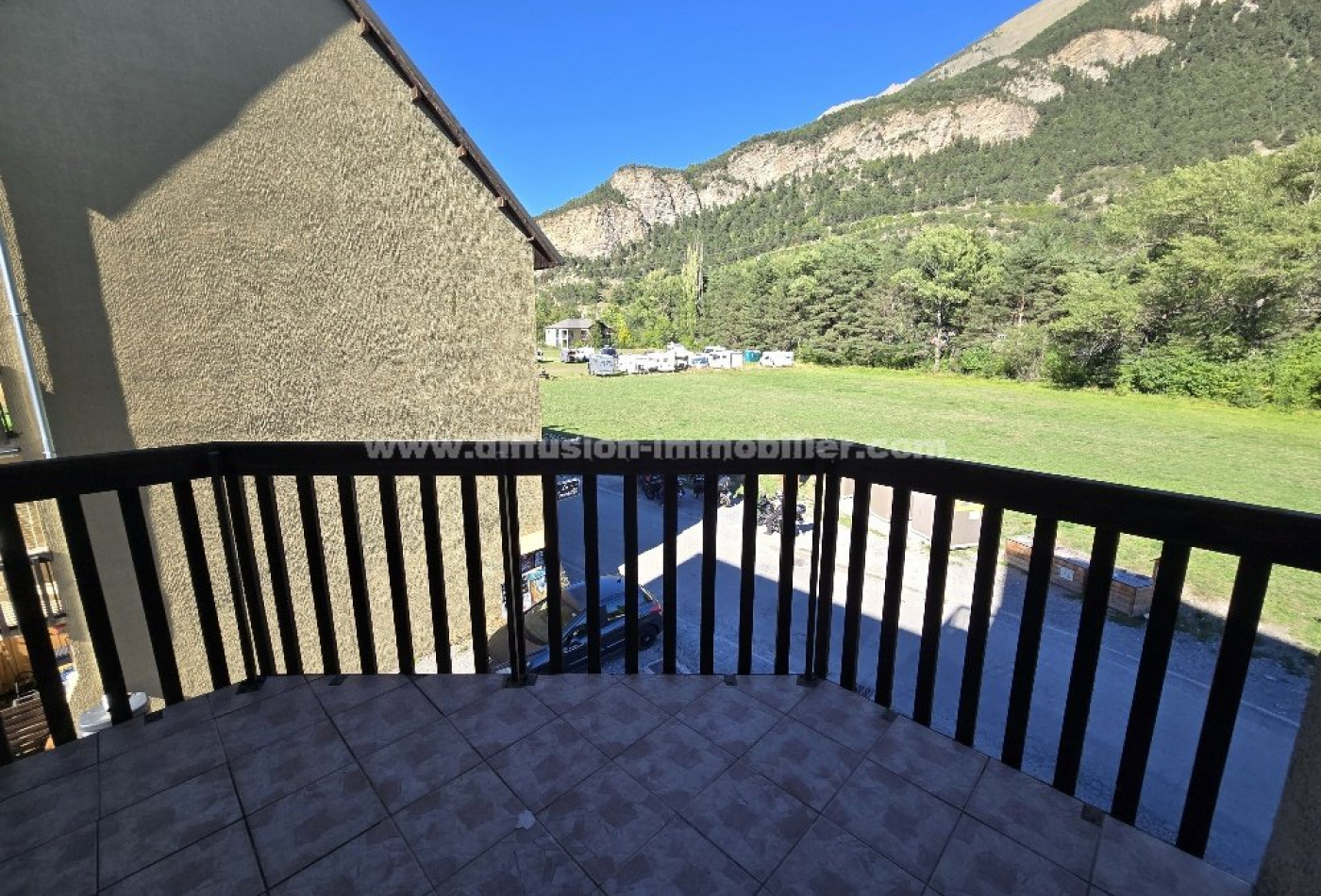 vente Studio Jausiers - Photo 2