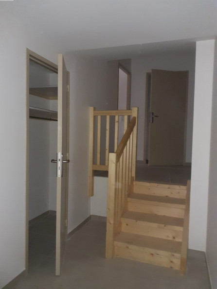 location Appartement rénové Embrun - Photo 3