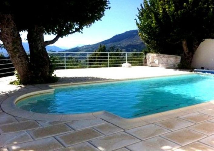 en location saisonnière Maison Puy Saint Eusebe