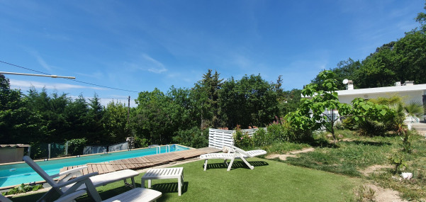 à vendre Maison contemporaine Chateauneuf Villevieille