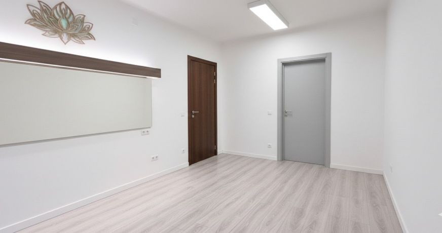 vente Local commercial Tourrette Levens