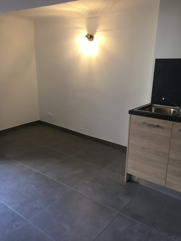 à louer Studio Levens - Photo 4